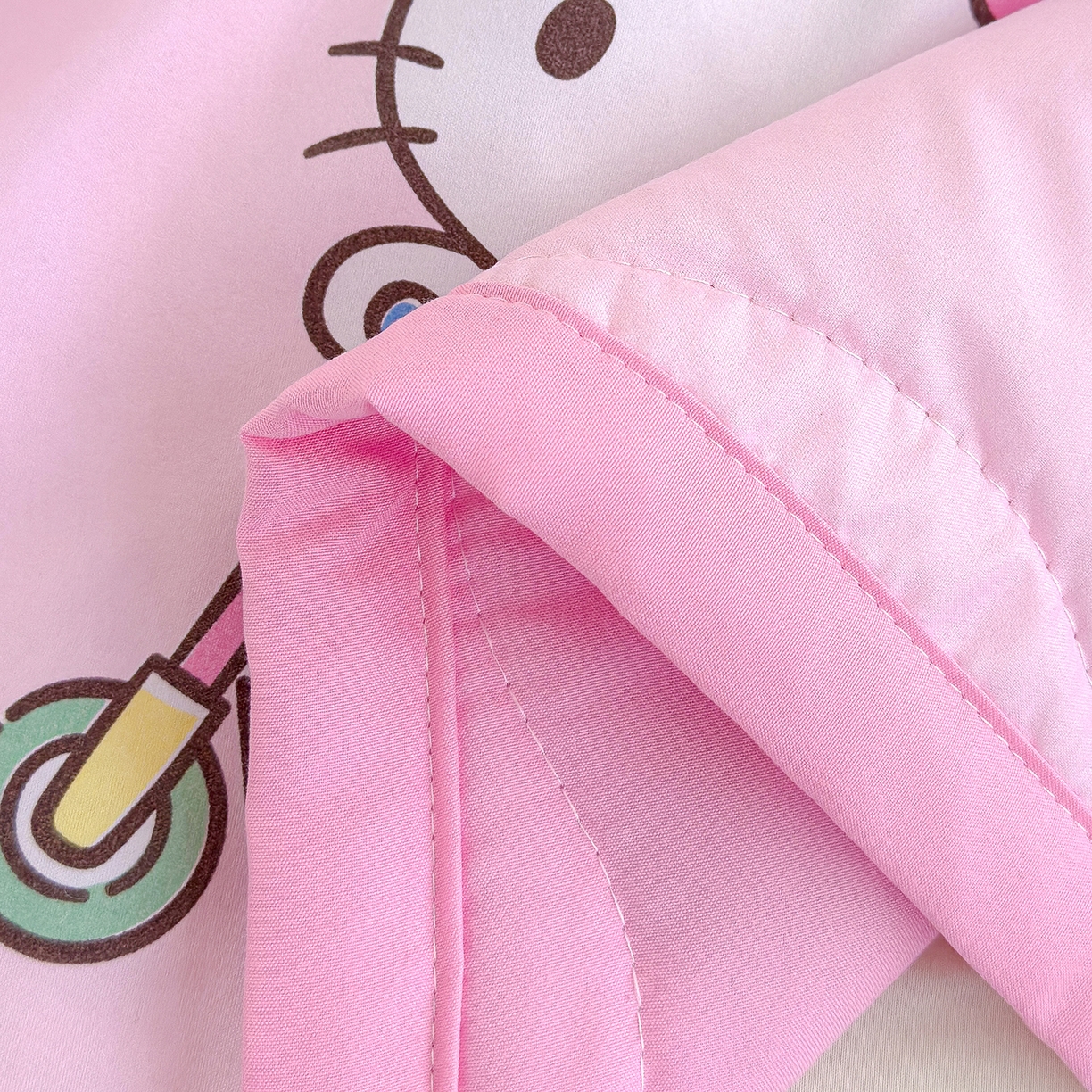 91家纺网 家纺一手货源 找家纺 沁童儿童用品店 2026新款三丽鸥儿童被 粉色小猫