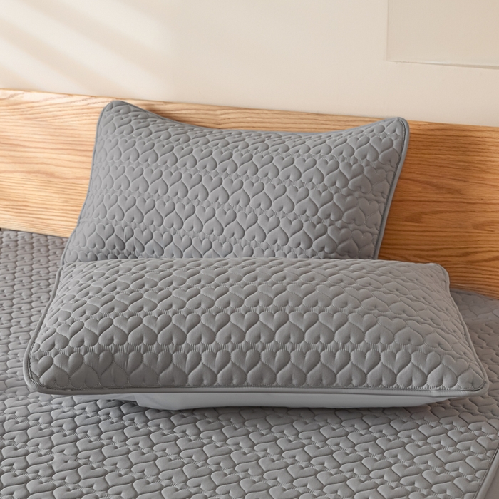 91家纺网 家纺一手货源 找家纺 曼陀罗 2026新款A类母婴级新疆棉花夹棉防水单床笠 床笠单件-倾心 倾心-深灰