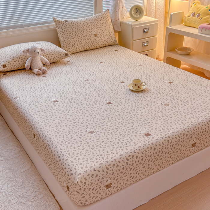 91家纺网 家纺一手货源 找家纺 爱多多家居 2026春夏新款水洗古棉单床笠 床笠三件套 床笠-碎花小兔