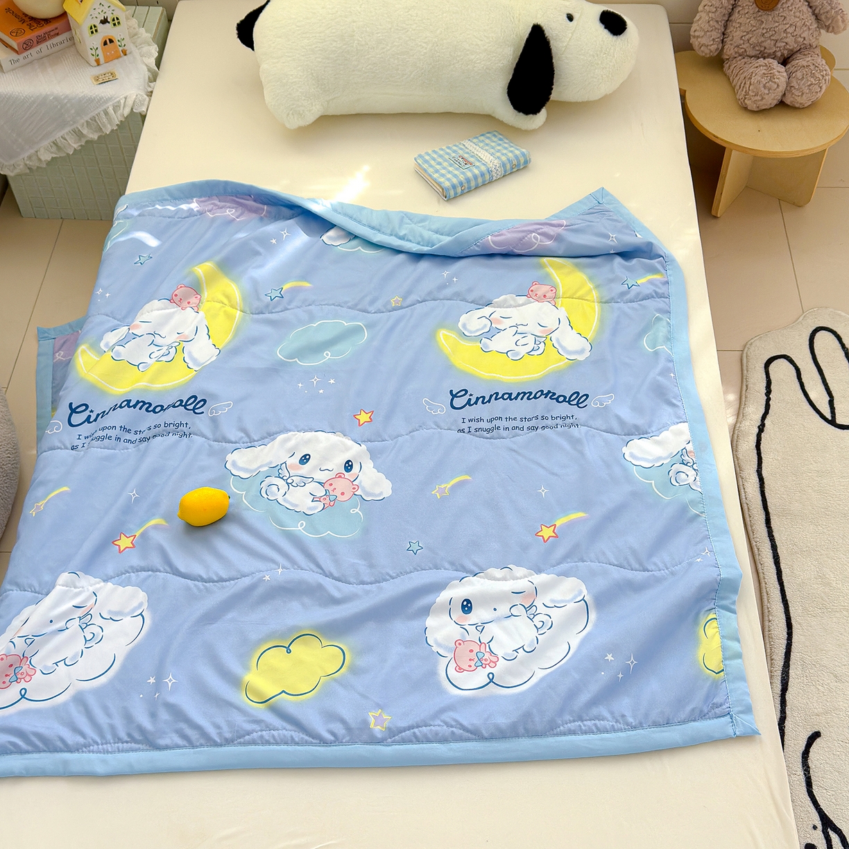 91家纺网 家纺一手货源 找家纺 沁童儿童用品店 2026新款三丽鸥儿童被 蓝色小兔