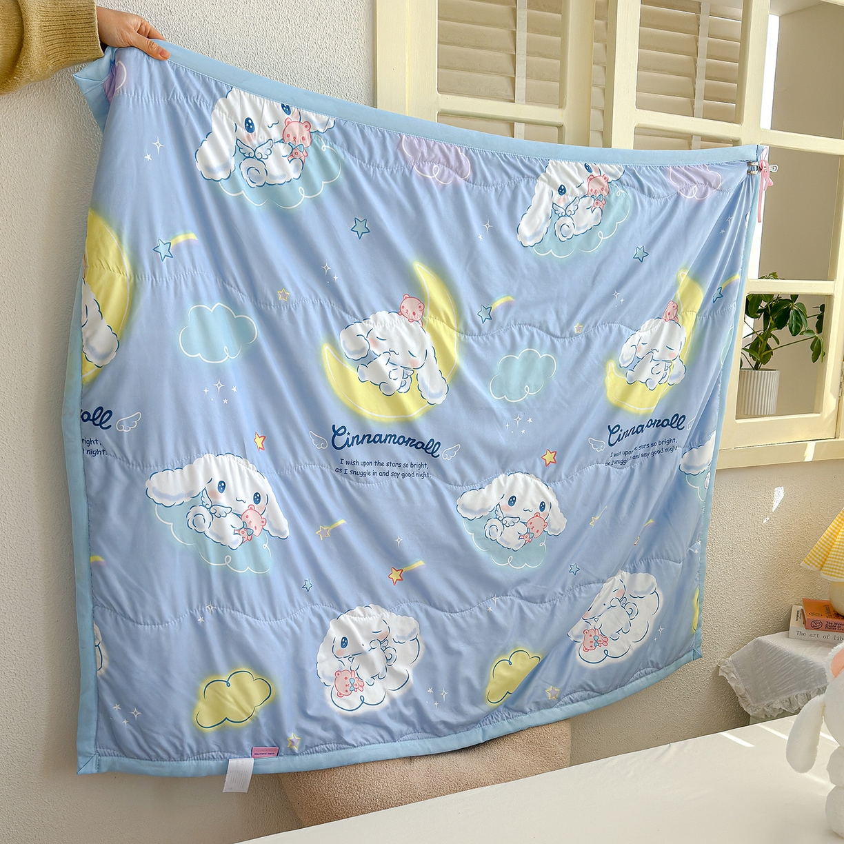 91家纺网 家纺一手货源 找家纺 沁童儿童用品店 2026新款三丽鸥儿童被 蓝色小兔