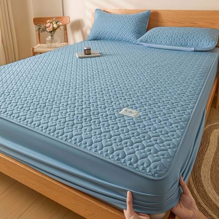 91家纺网 家纺一手货源 找家纺 曼陀罗 2026新款A类母婴级新疆棉花夹棉防水单床笠 床笠单件-倾心 倾心-雾蓝