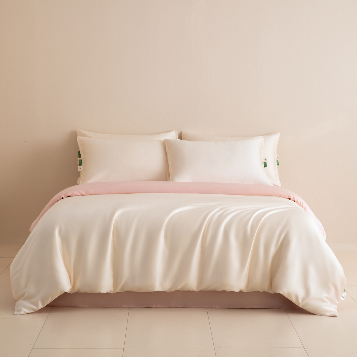 91家纺网 家纺一手货源 找家纺 眠博士 2026新款60S天丝莱赛尔纯色四件套 60S天丝套件-云朵白+粉