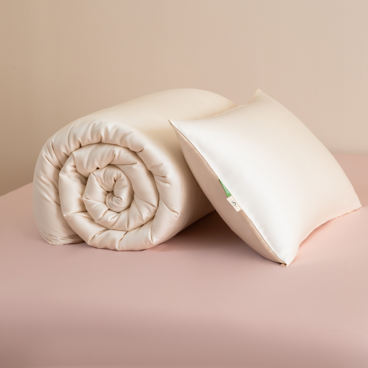 91家纺网 家纺一手货源 找家纺 眠博士 2026新款60S天丝莱赛尔纯色四件套 60S天丝套件-云朵白+粉