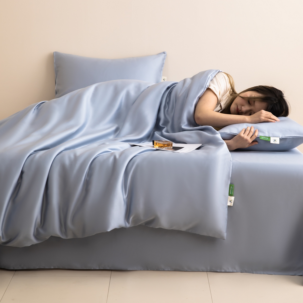 91家纺网 家纺一手货源 找家纺 眠博士 2026新款60S天丝莱赛尔纯色四件套 60S天丝套件-黄昏蓝