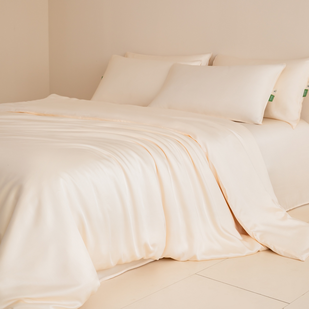 91家纺网 家纺一手货源 找家纺 眠博士 2026新款60S天丝莱赛尔纯色四件套 60S天丝套件-云朵白