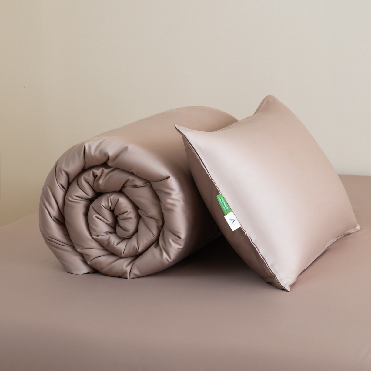 91家纺网 家纺一手货源 找家纺 眠博士 2026新款60S天丝莱赛尔纯色四件套 60S天丝套件-中茶色