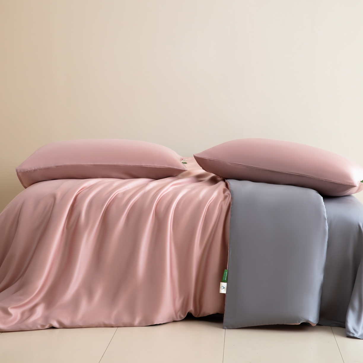 91家纺网 家纺一手货源 找家纺 眠博士 2026新款60S天丝莱赛尔纯色四件套 60S天丝套件-藕粉+灰
