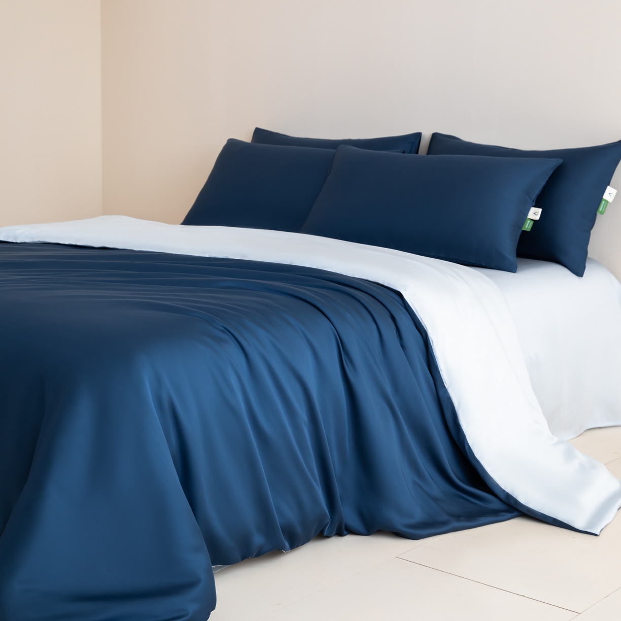 91家纺网 家纺一手货源 找家纺 眠博士 2026新款60S天丝莱赛尔纯色四件套 60S天丝套件-米亚蓝+蓝