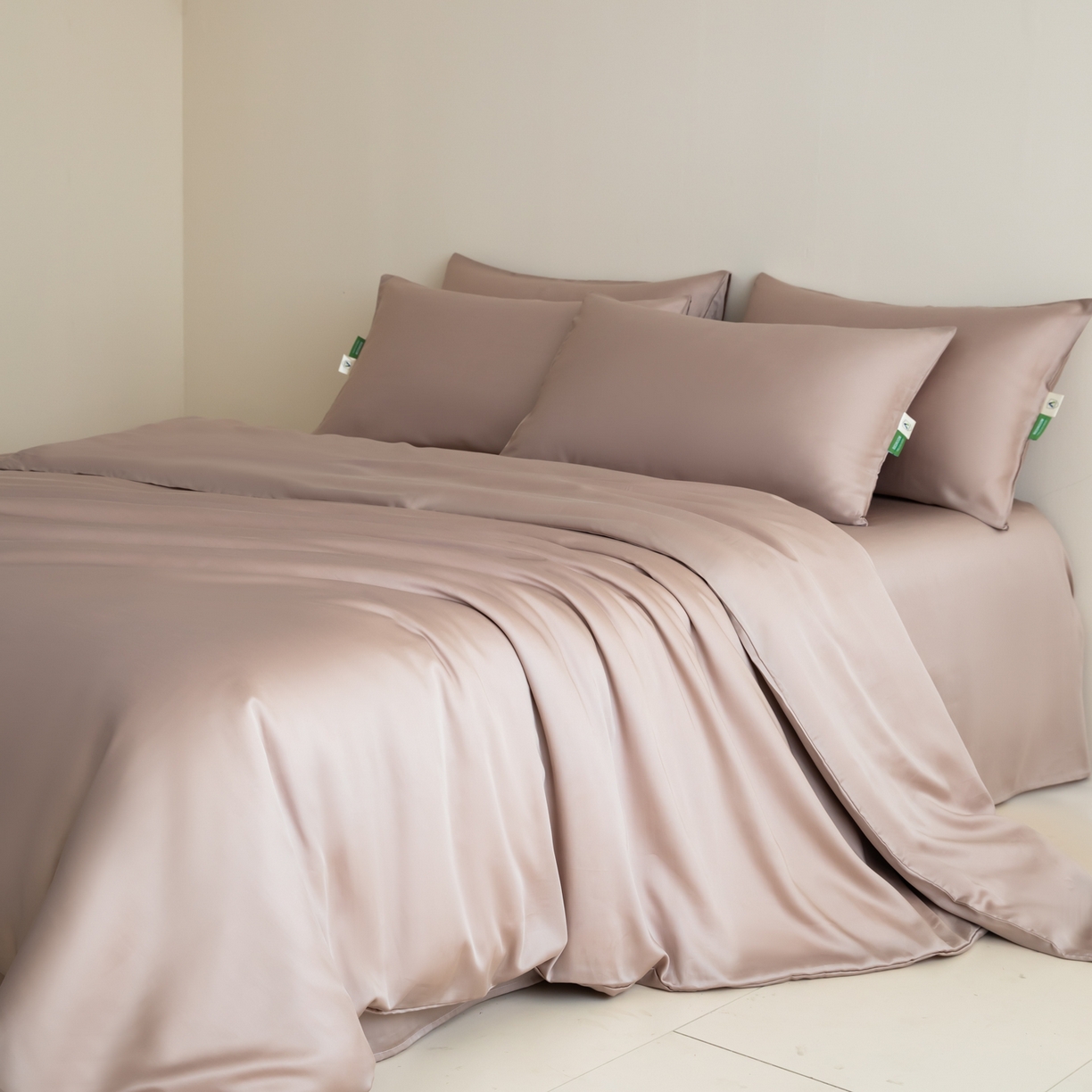 91家纺网 家纺一手货源 找家纺 眠博士 2026新款60S天丝莱赛尔纯色四件套 60S天丝套件-中茶色