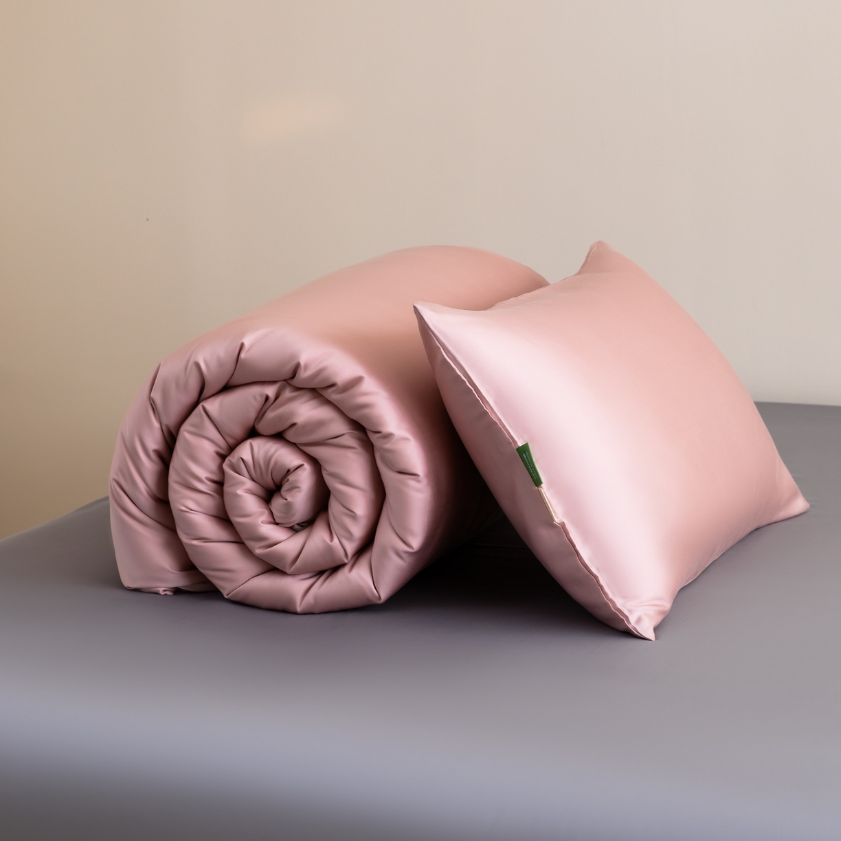 91家纺网 家纺一手货源 找家纺 眠博士 2026新款60S天丝莱赛尔纯色四件套 60S天丝套件-藕粉+灰