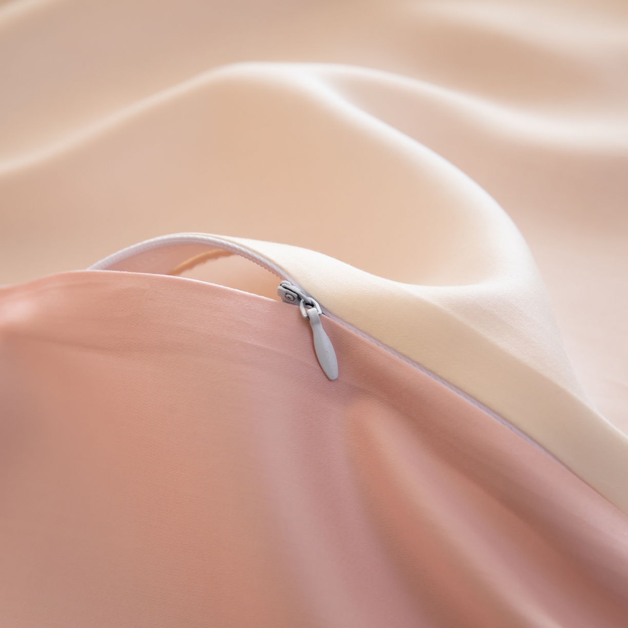 91家纺网 家纺一手货源 找家纺 眠博士 2026新款60S天丝莱赛尔纯色四件套 60S天丝套件-云朵白+粉