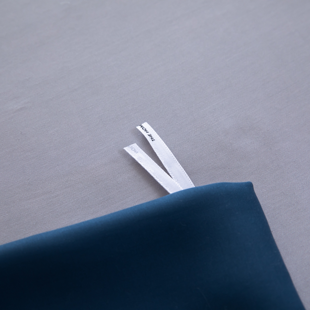 91家纺网 家纺一手货源 找家纺 眠博士 2026新款60S天丝莱赛尔纯色四件套 60S天丝套件-米亚蓝+灰