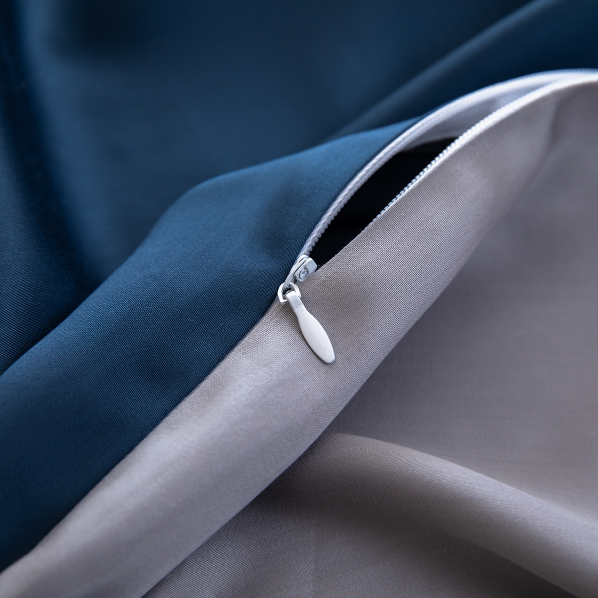 91家纺网 家纺一手货源 找家纺 眠博士 2026新款60S天丝莱赛尔纯色四件套 60S天丝套件-米亚蓝+灰