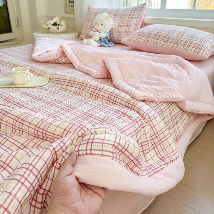 91家纺网 家纺一手货源 找家纺 贝扬思家纺 2026新款三层纱柔软亲肤夏被夏凉被空调被-柔纱 柔纱-梅森粉