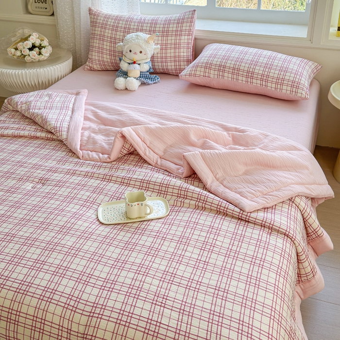 91家纺网 家纺一手货源 找家纺 贝扬思家纺 2026新款三层纱柔软亲肤夏被夏凉被空调被-柔纱 柔纱-梅森粉