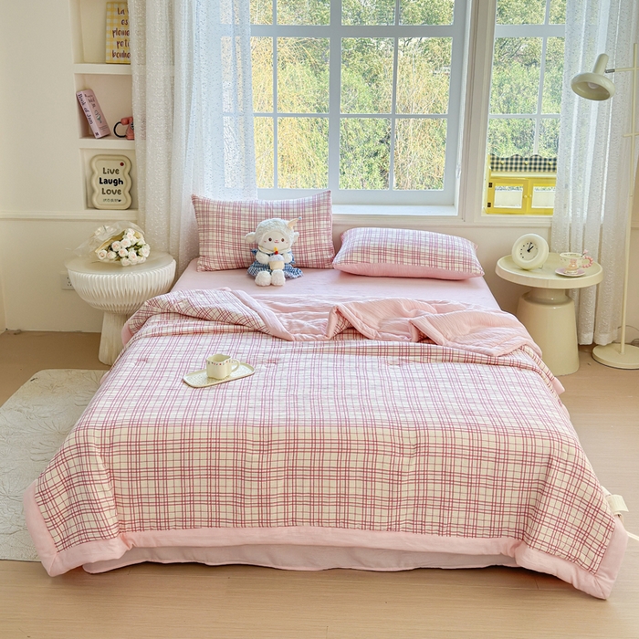 91家纺网 家纺一手货源 找家纺 贝扬思家纺 2026新款三层纱柔软亲肤夏被夏凉被空调被-柔纱 柔纱-梅森粉