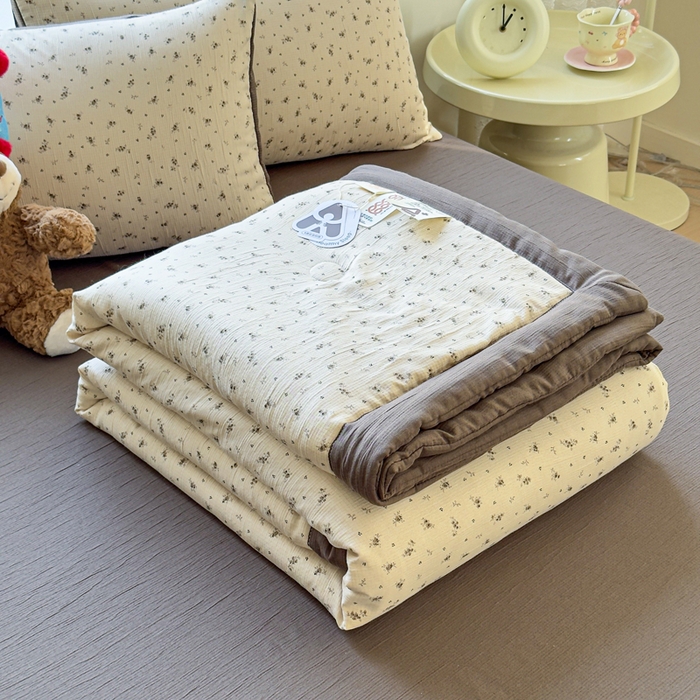 91家纺网 家纺一手货源 找家纺 贝扬思家纺 2026新款三层纱柔软亲肤夏被夏凉被空调被-柔纱 柔纱-莫奈-咖