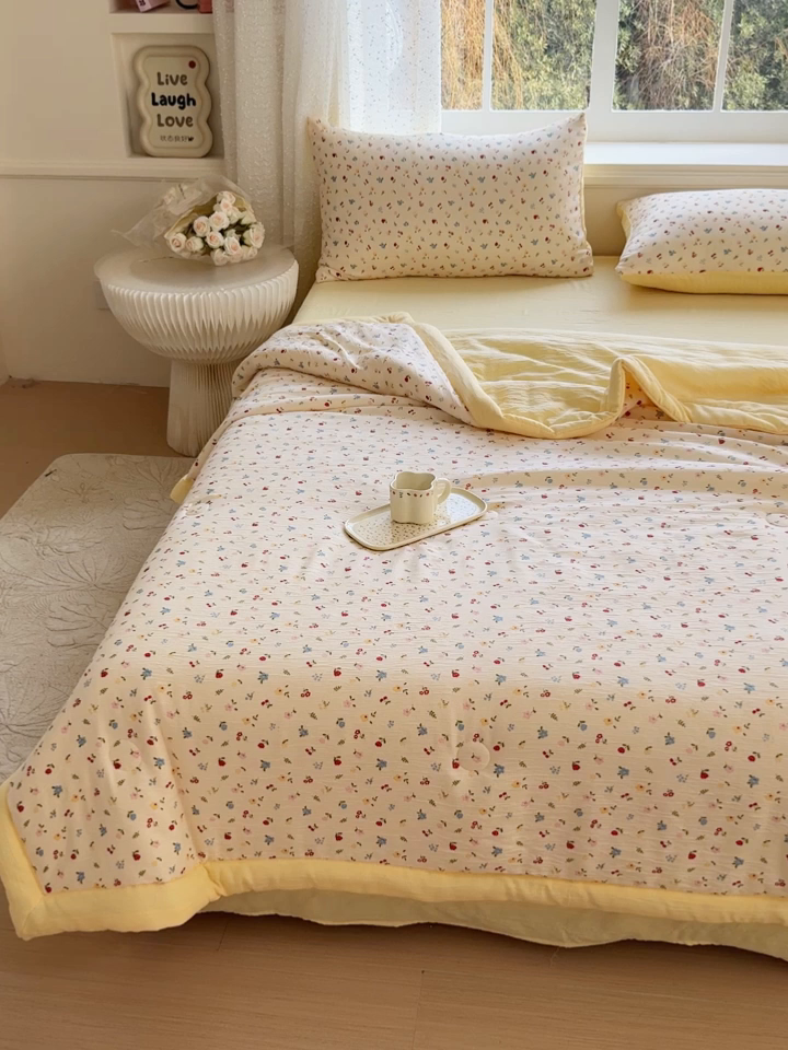91家纺网 家纺一手货源 找家纺 贝扬思家纺 2026新款三层纱柔软亲肤夏被夏凉被空调被-柔纱 柔纱-小花点点