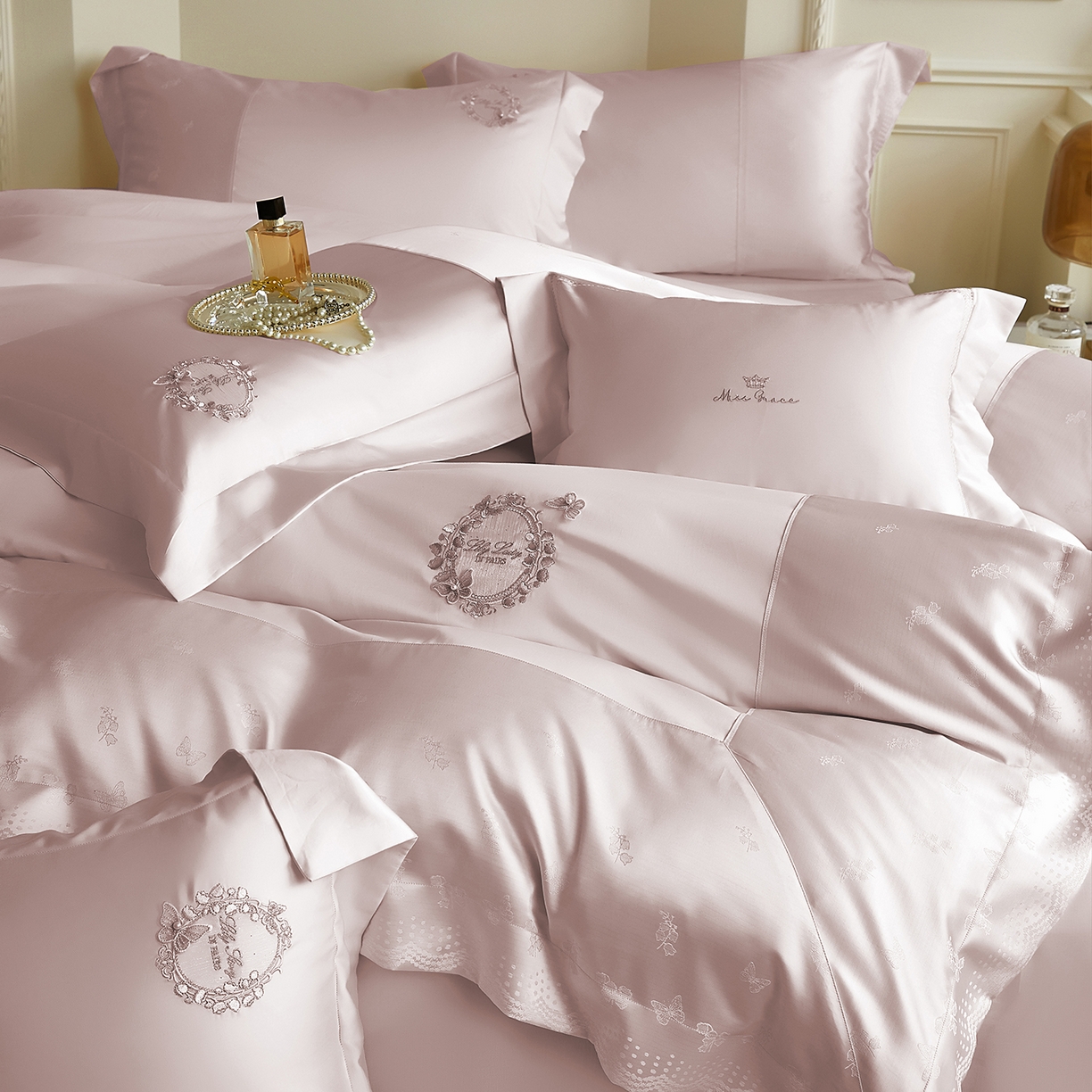 91家纺网 家纺一手货源 找家纺 蒂爵 2026新款高支天丝棉四件套 粉豆沙