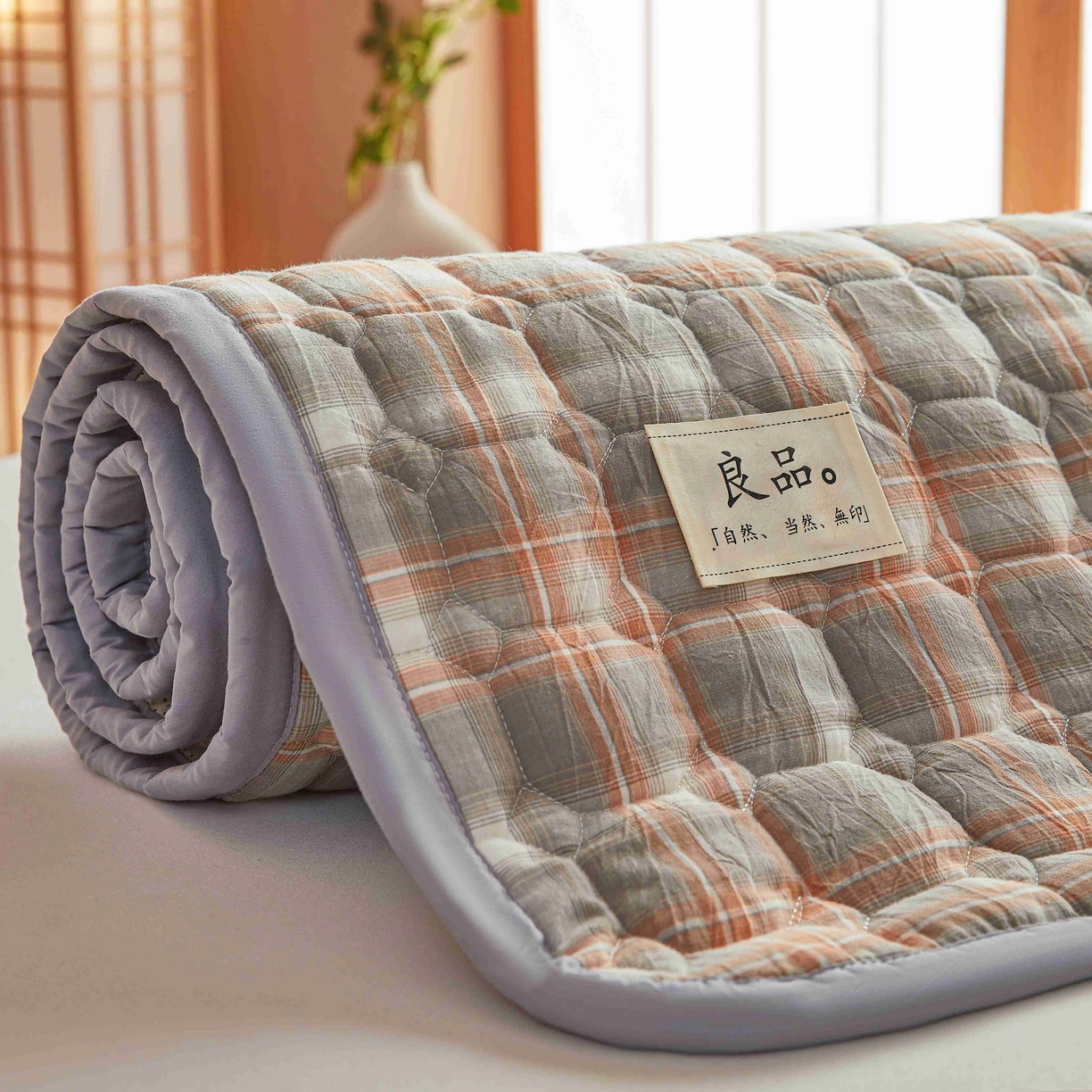 91家纺网 家纺一手货源 找家纺 曼陀罗 2026新款无印风新疆棉花床垫床护垫 菲尔