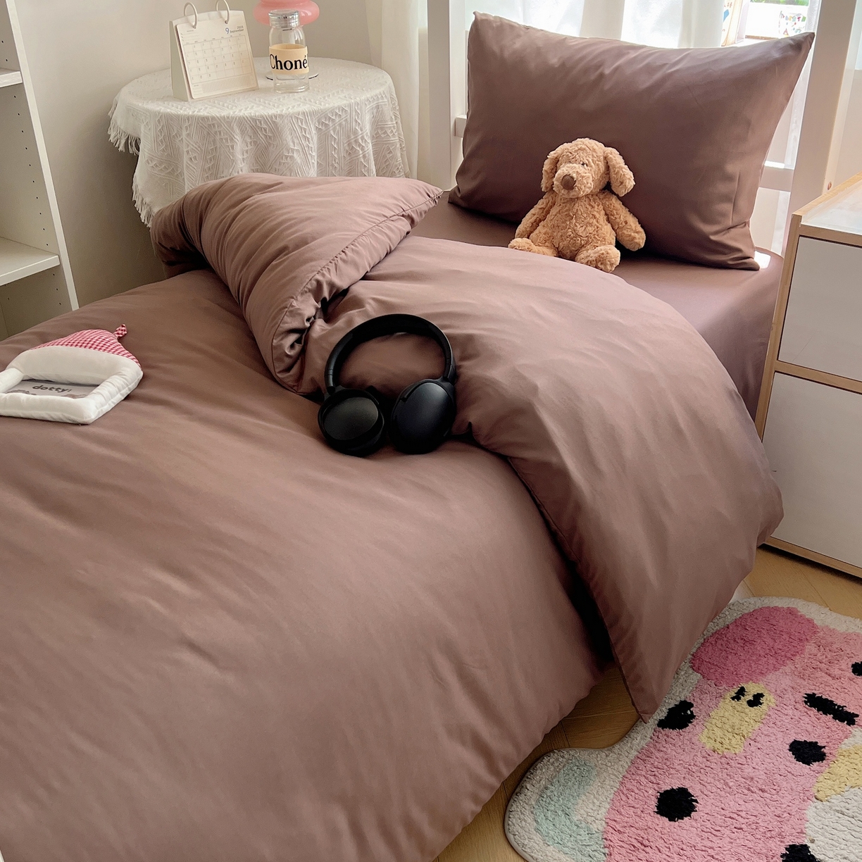 91家纺网 家纺一手货源 找家纺 缦绣阁家纺 2026新款亲肤水洗棉纯色四件套床单被罩被套单件学生宿舍上下铺单人三件套 纯色豆沙