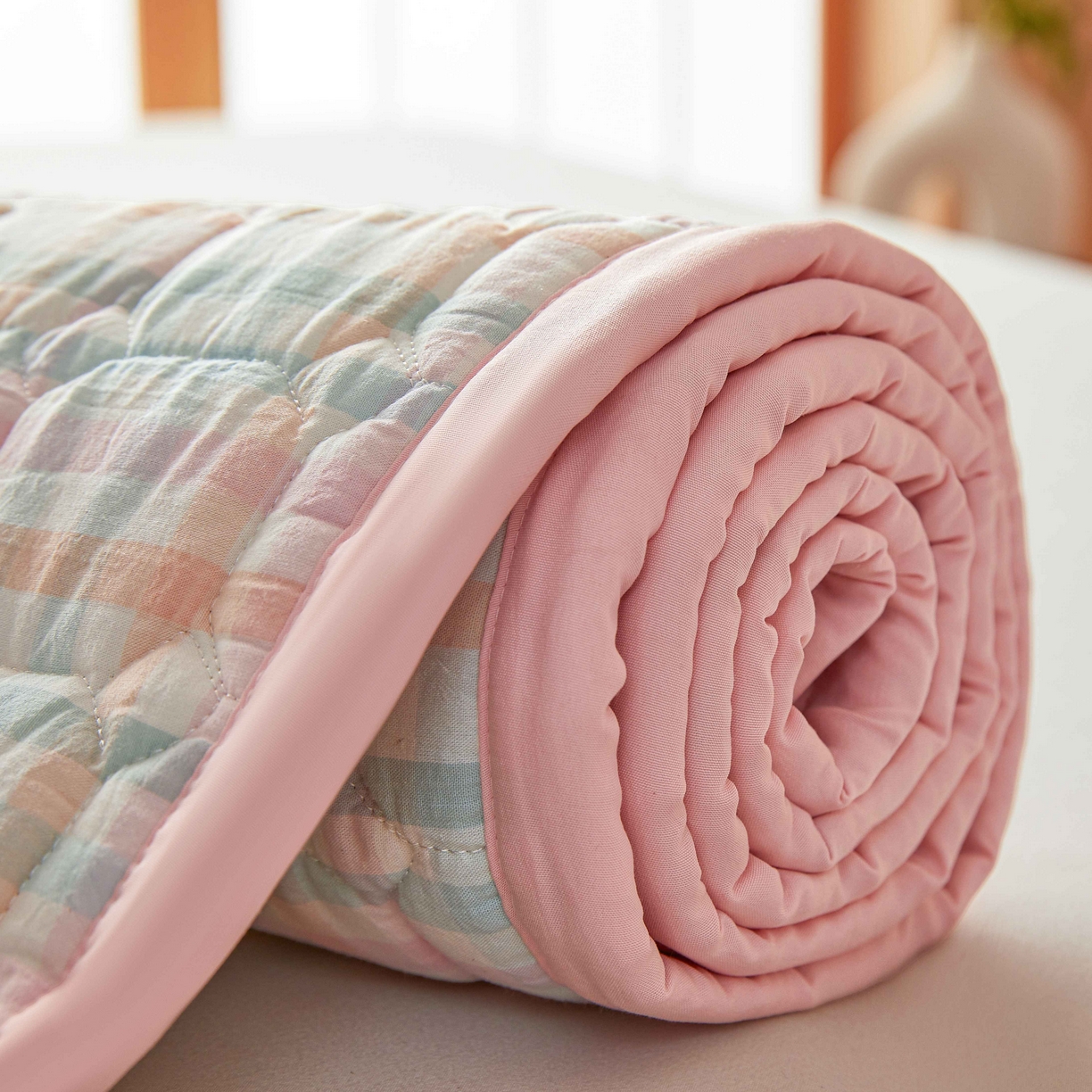 91家纺网 家纺一手货源 找家纺 曼陀罗 2026新款无印风新疆棉花床垫床护垫 冰淇淋粉