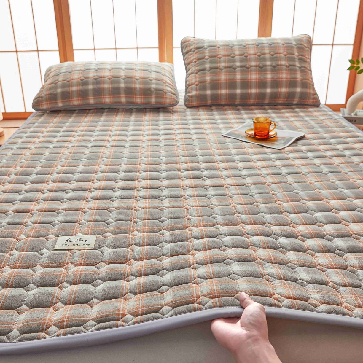 91家纺网 家纺一手货源 找家纺 曼陀罗 2026新款无印风新疆棉花床垫床护垫 菲尔