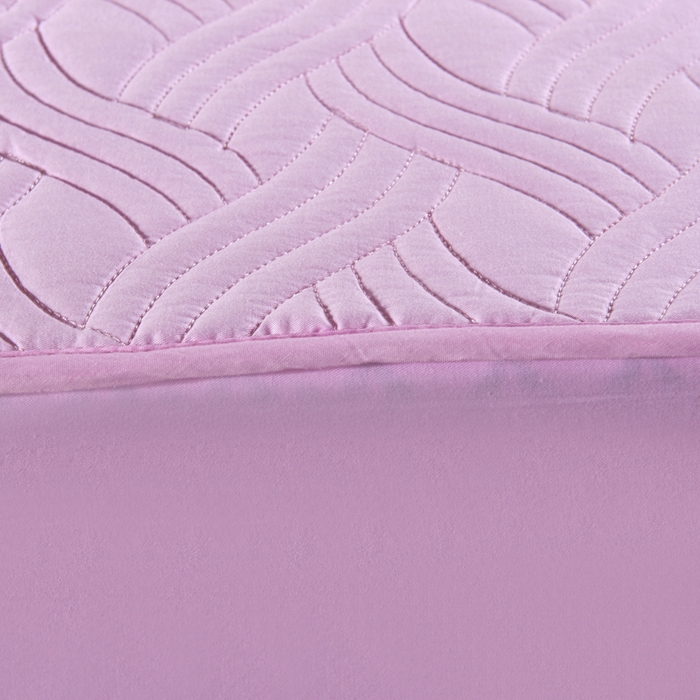 91家纺网 家纺一手货源 找家纺 沁童儿童用品店 2026新款全棉纯棉绗绣夹棉花床笠单件单床笠 粉色