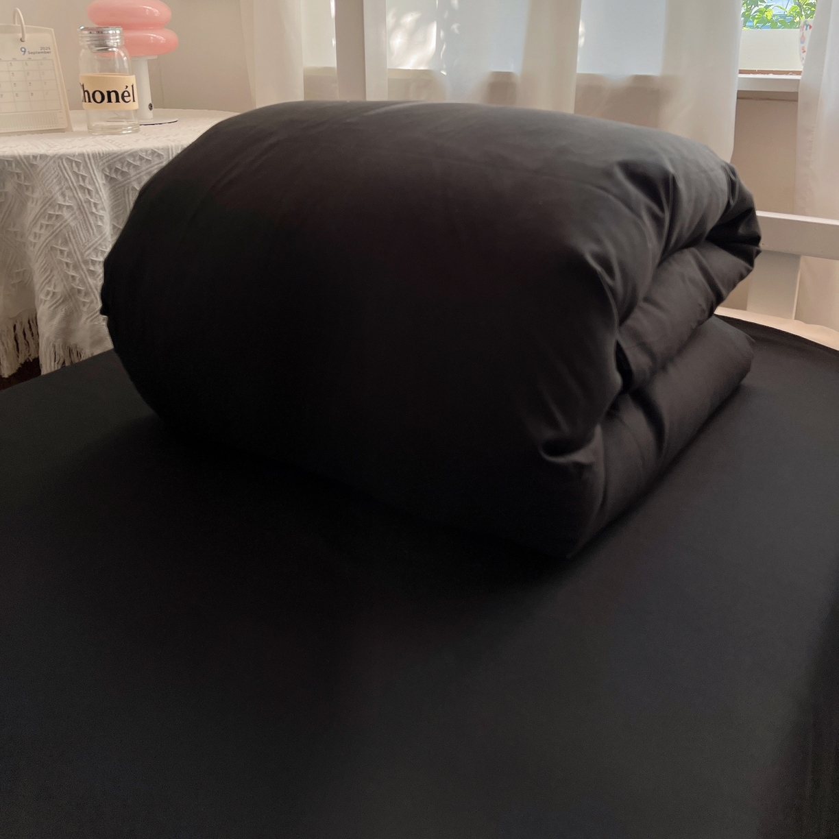 91家纺网 家纺一手货源 找家纺 缦绣阁家纺 2026新款亲肤水洗棉纯色四件套床单被罩被套单件学生宿舍上下铺单人三件套 纯色酷黑