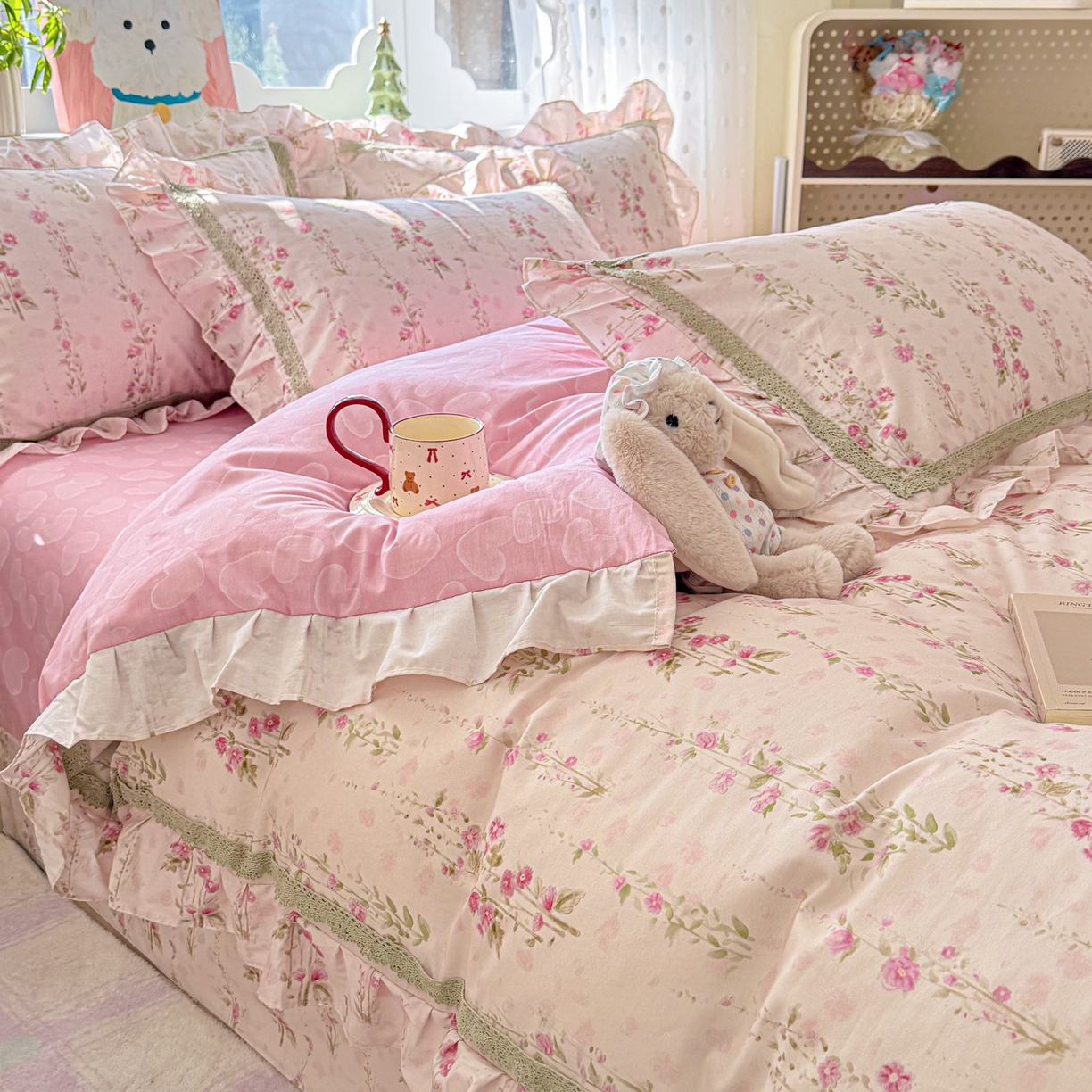 91家纺网 家纺一手货源 找家纺 眠屿家纺 2026新款40支全棉纯棉小清新法式花边款四件套 花香盎然