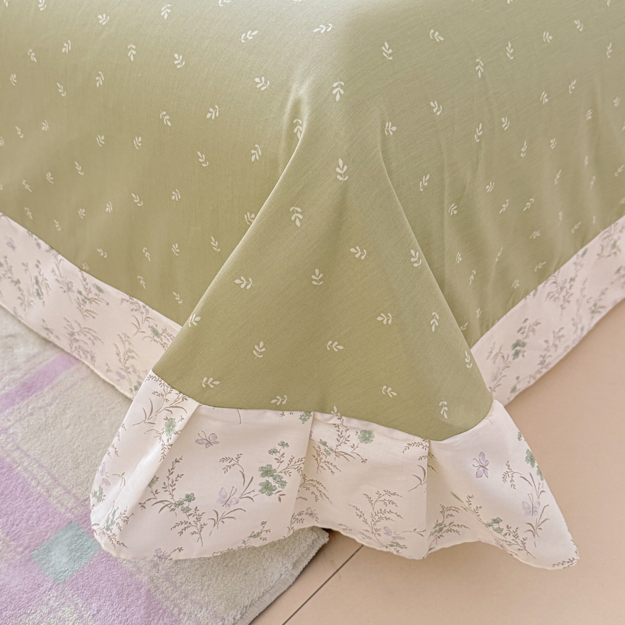 91家纺网 家纺一手货源 找家纺 眠屿家纺 2026新款40支全棉纯棉小清新法式花边款四件套 蝶海恋花