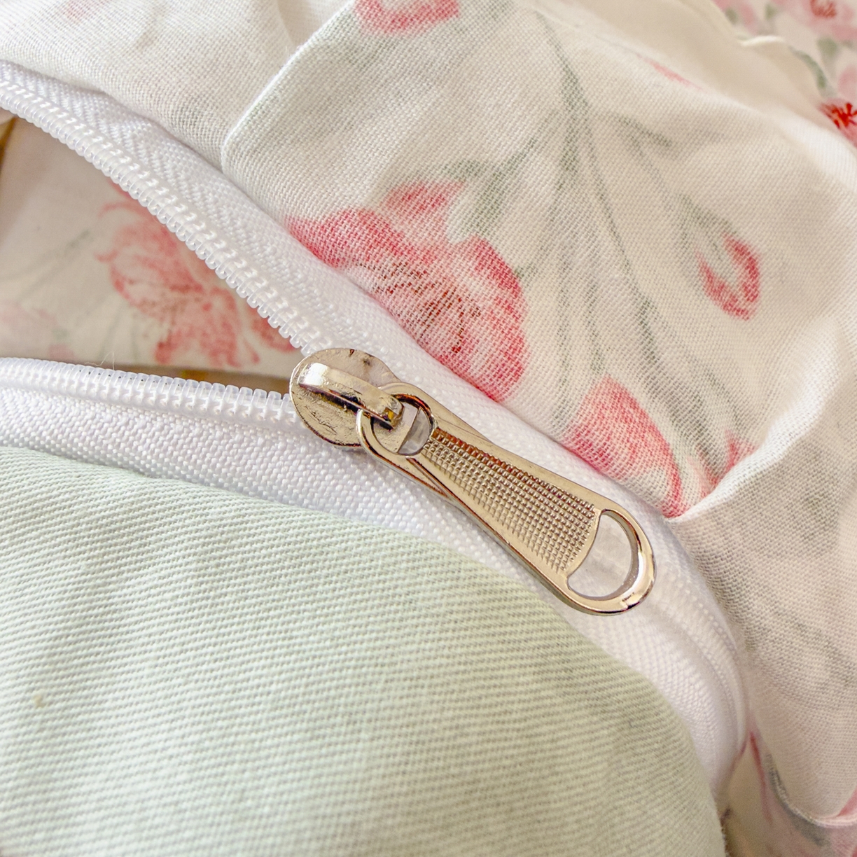 91家纺网 家纺一手货源 找家纺 眠屿家纺 2026新款40支全棉纯棉小清新法式花边款四件套 风吟