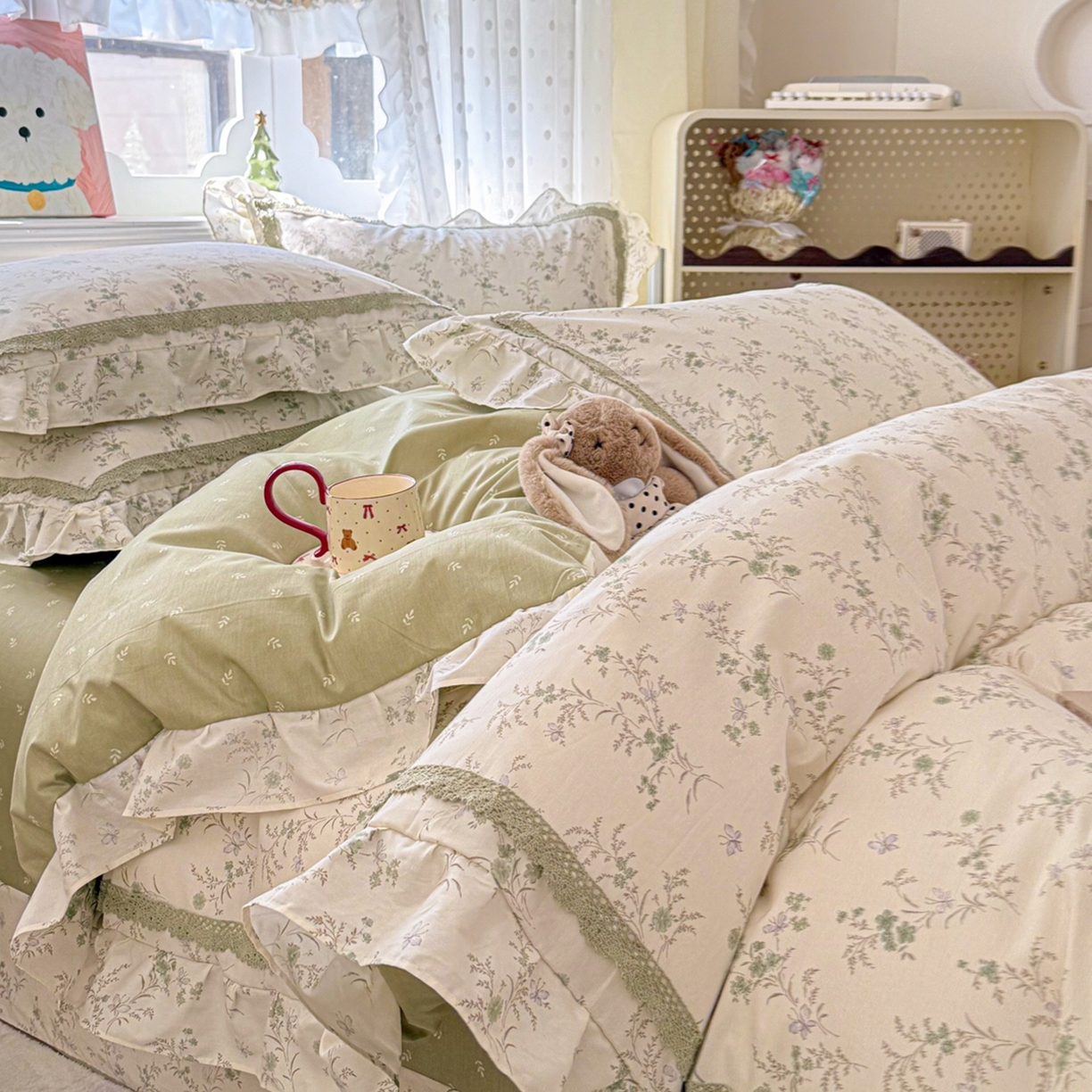 91家纺网 家纺一手货源 找家纺 眠屿家纺 2026新款40支全棉纯棉小清新法式花边款四件套 蝶海恋花