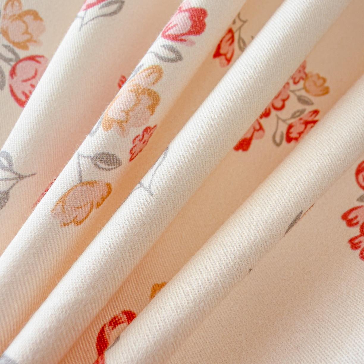 91家纺网 家纺一手货源 找家纺 眠屿家纺 2026新款40支全棉纯棉小清新法式花边款四件套 法式花园