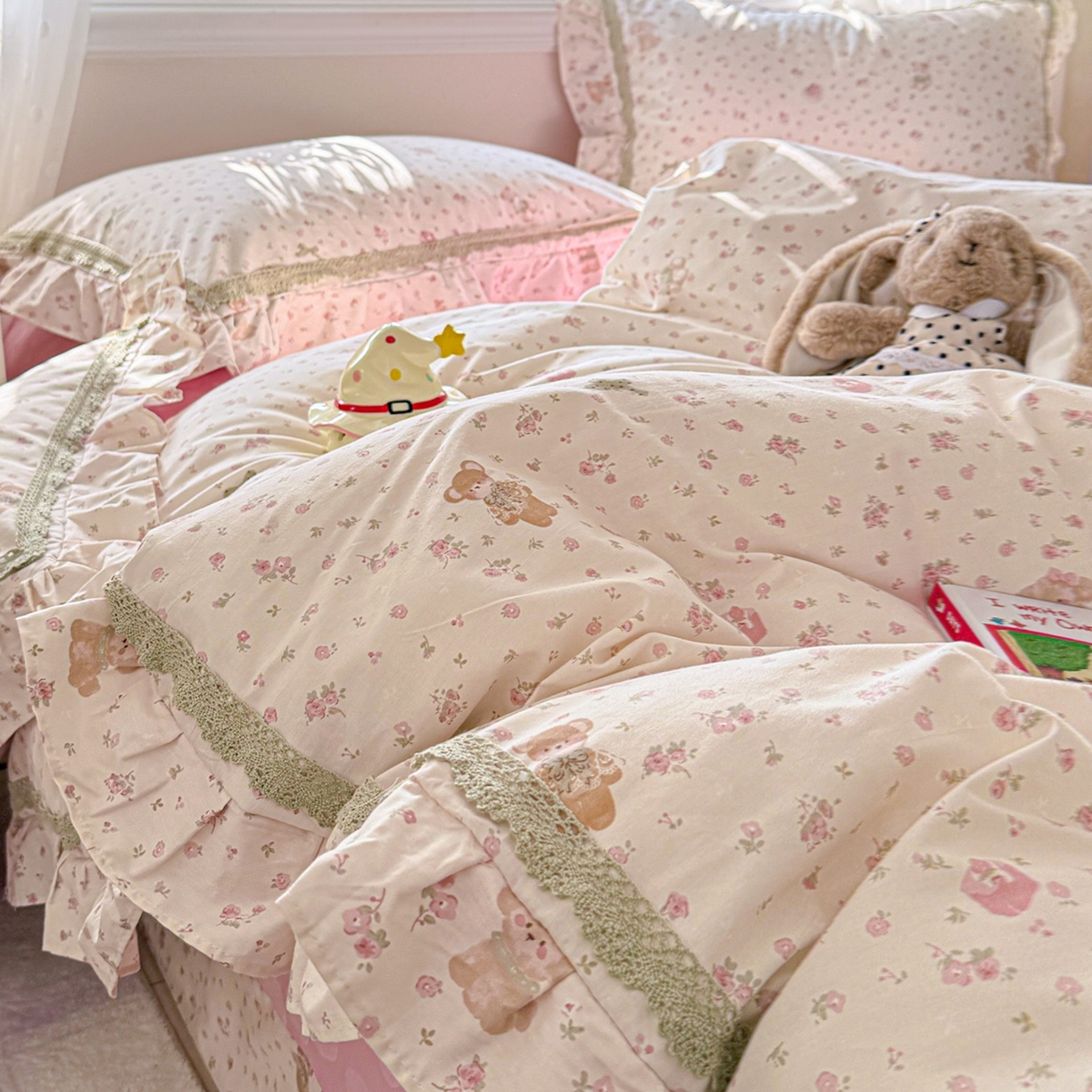 91家纺网 家纺一手货源 找家纺 眠屿家纺 2026新款40支全棉纯棉小清新法式花边款四件套 花意阑珊