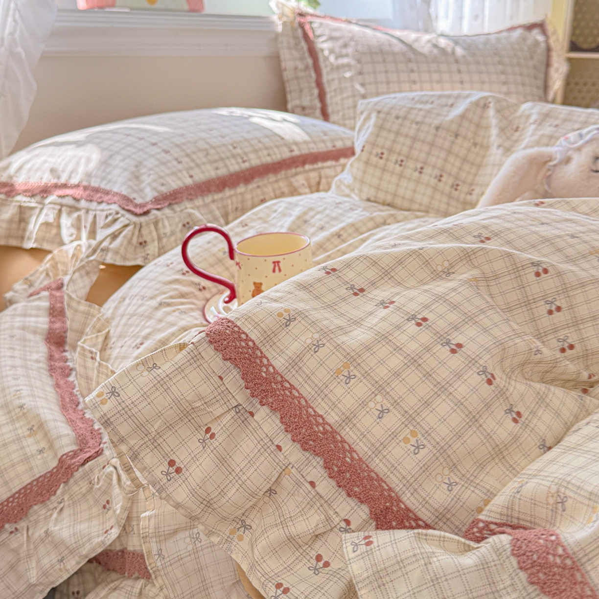 91家纺网 家纺一手货源 找家纺 眠屿家纺 2026新款40支全棉纯棉小清新法式花边款四件套 幽韵飘香