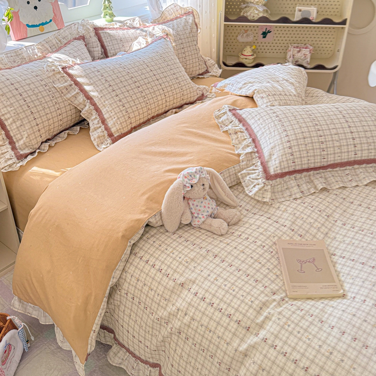 91家纺网 家纺一手货源 找家纺 眠屿家纺 2026新款40支全棉纯棉小清新法式花边款四件套 幽韵飘香