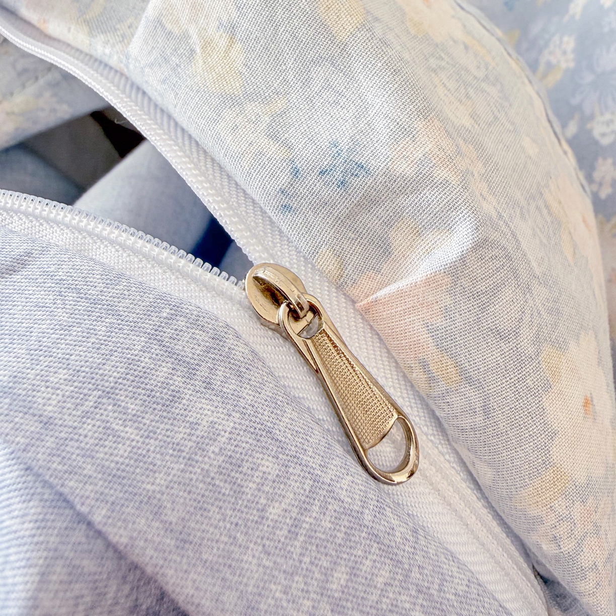 91家纺网 家纺一手货源 找家纺 眠屿家纺 2026新款40支全棉纯棉小清新法式花边款四件套 卡罗时光