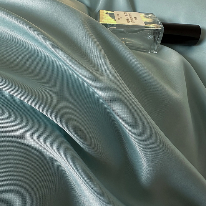 91家纺网 家纺一手货源 找家纺 缦绣阁家纺  2026新款夏季轻奢水洗冰丝四件套真丝简约纯色被罩被套学生宿舍三件套-洛可可系列 洛可可-碧湖兰