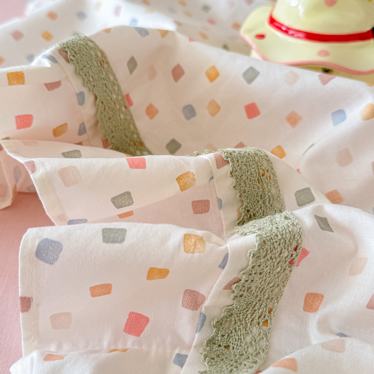 91家纺网 家纺一手货源 找家纺 眠屿家纺 2026新款40支全棉纯棉小清新法式花边款四件套 悠漾花影