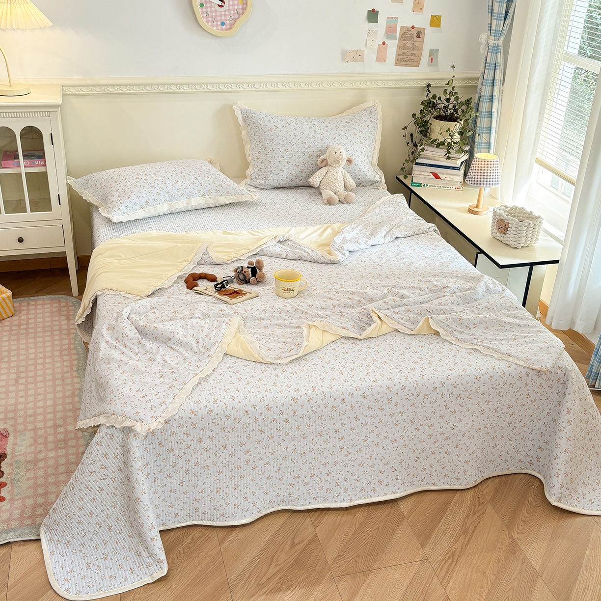 91家纺网 家纺一手货源 找家纺 优悦生活馆 2026新款花边款锦氨凉感丝夏被 蓝岛