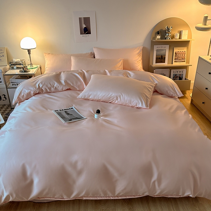 91家纺网 家纺一手货源 找家纺 缦绣阁家纺  2026新款夏季轻奢水洗冰丝四件套真丝简约纯色被罩被套学生宿舍三件套-洛可可系列 洛可可-纯粉