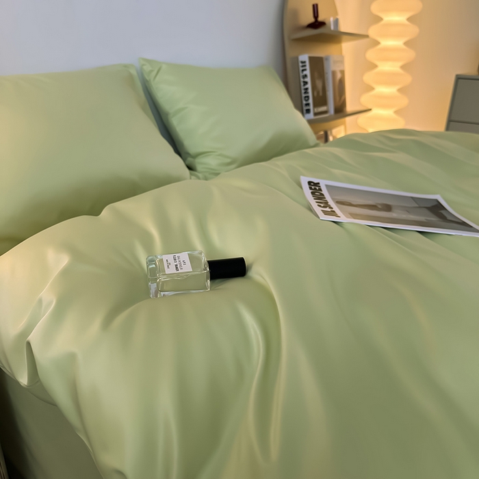 91家纺网 家纺一手货源 找家纺 缦绣阁家纺  2026新款夏季轻奢水洗冰丝四件套真丝简约纯色被罩被套学生宿舍三件套-洛可可系列 洛可可-纯果绿