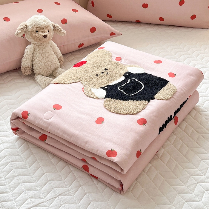 91家纺网 家纺一手货源 找家纺 一加一 2026新款全棉双层纱卡通毛巾绣大豆夏被夏凉被空调被-卡通生活 苹果小狗