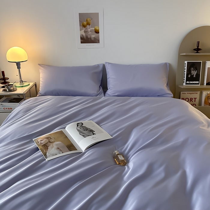 91家纺网 家纺一手货源 找家纺 缦绣阁家纺  2026新款夏季轻奢水洗冰丝四件套真丝简约纯色被罩被套学生宿舍三件套-洛可可系列 洛可可-淡雅紫