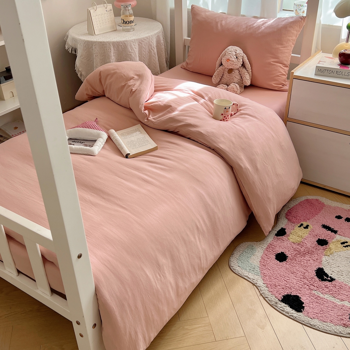 91家纺网 家纺一手货源 找家纺 缦绣阁家纺 2026新款亲肤水洗棉纯色四件套床单被罩被套单件学生宿舍上下铺单人三件套 纯色桃粉