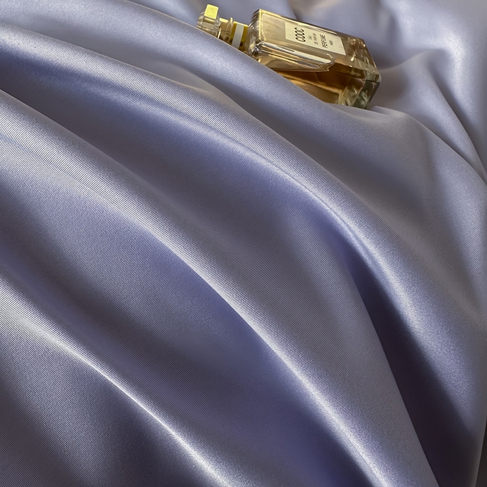 91家纺网 家纺一手货源 找家纺 缦绣阁家纺  2026新款夏季轻奢水洗冰丝四件套真丝简约纯色被罩被套学生宿舍三件套-洛可可系列 洛可可-淡雅紫+浅灰