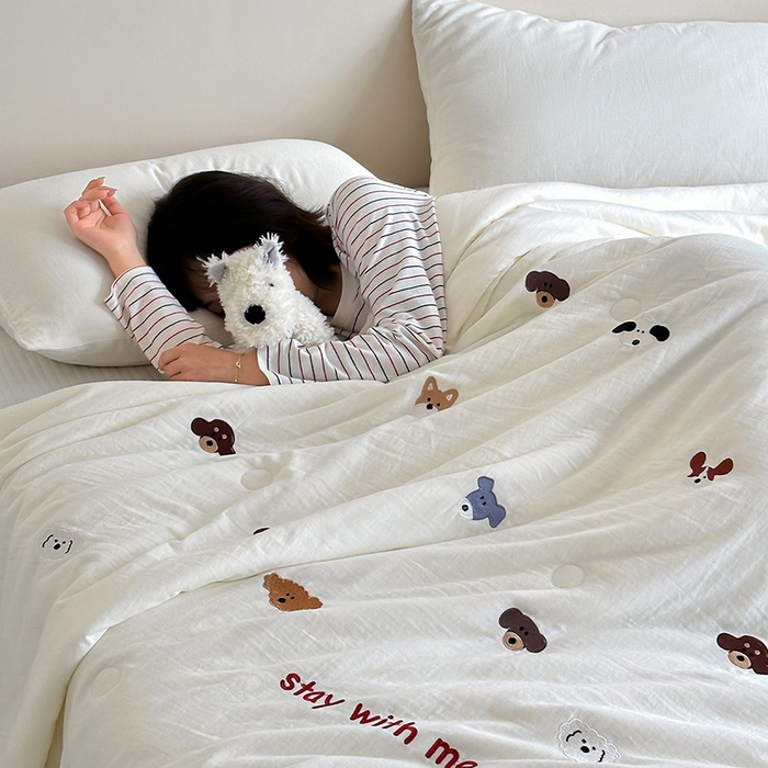 91家纺网 家纺一手货源 找家纺 （总）一加一 2026新款全棉双层纱刺绣大豆夏被-棉纱萌趣