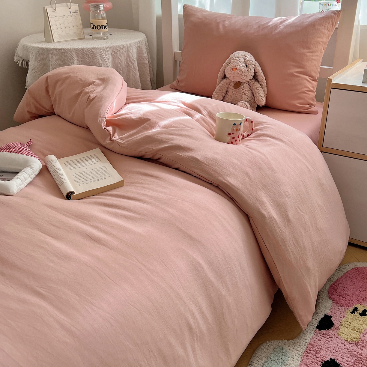 91家纺网 家纺一手货源 找家纺 缦绣阁家纺 2026新款亲肤水洗棉纯色四件套床单被罩被套单件学生宿舍上下铺单人三件套 纯色桃粉